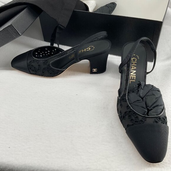 Authentic New CHANEL Interlocking LACE black Slingback Pumps heels SZ36 US5.5 - Picture 1 of 8